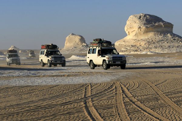 El oasis de Bahariya es uno de los más visitados de Egipto, a pesar de las alertas de viaje por la presencia del Estado Islámico.