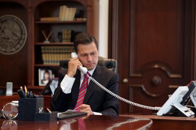 El presidente Peña Nieto recibió una llamada de su par egipcio Abdel Fatah Al Sisi, quien le expresó sus condolencias.
