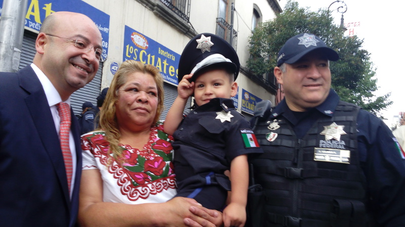 Renato Sales se reunió con los elementos de la corporación que forman parte del contingente que se integró para participar en el desfile del 16 de sep