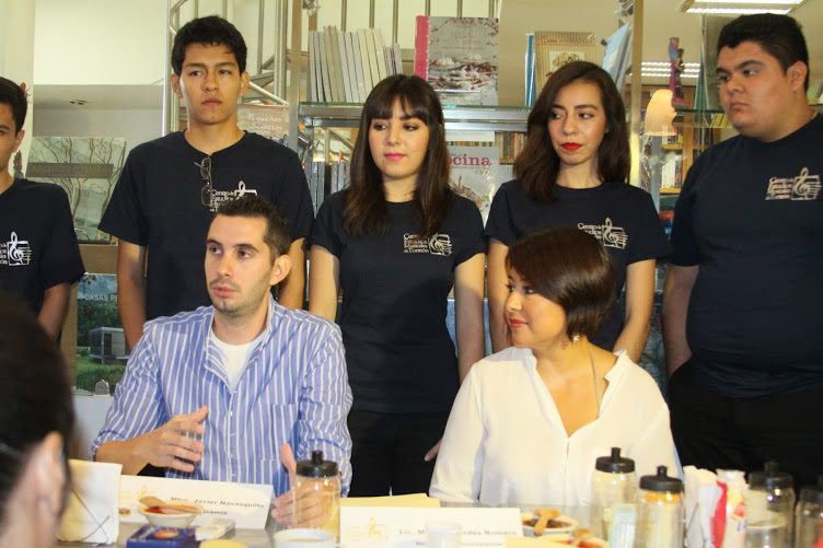 Estudiantes del Centro de Estudios Musicales de Torreón.