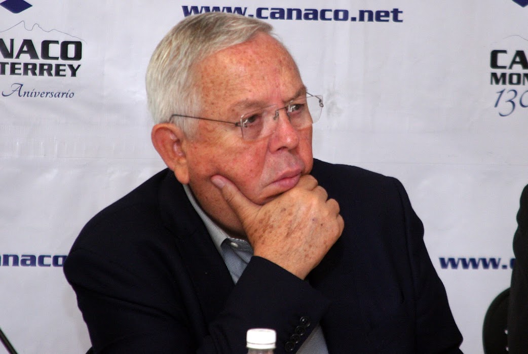 Fernando Turner compite con Alejandro Dieck Assad y Alejandro Páez.