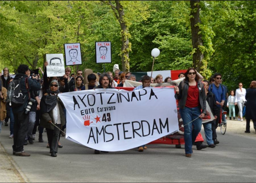 Acción Global por Ayotzinapa en Ámsterdam, Holanda. 