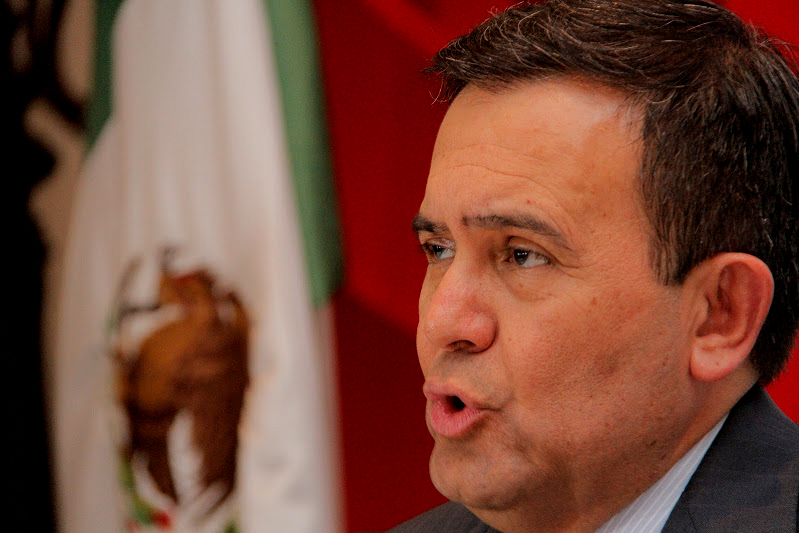 La reforma fiscal dijo, fortaleció los ingresos públicos.
