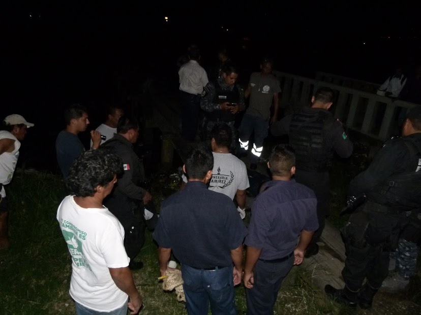 Encontraron a una persona muerta flotando en el río Pánuco.