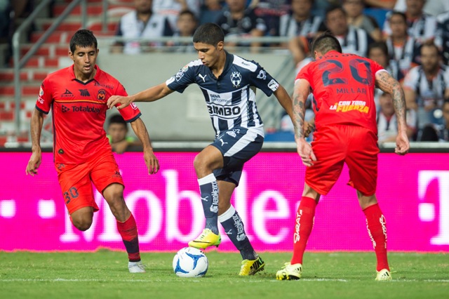 Rayados y Monarcas dividieron unidades en el Bancomer