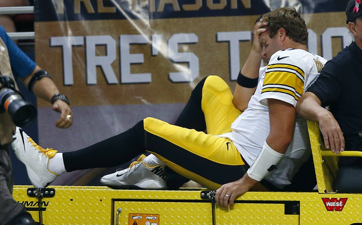 Ben Roethlisberger salió con lesión en la rodilla izquierda