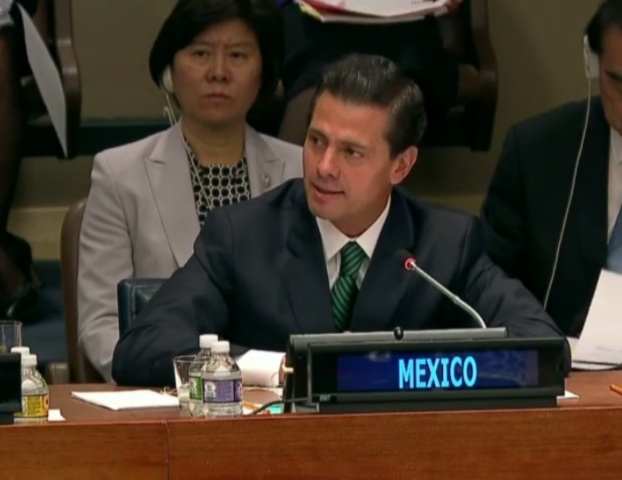 El presidente Enrique Peña Nieto en la inauguración de la cumbre "Igualdad de género y empoderamiento de las mujeres. Un compromiso para la acción".