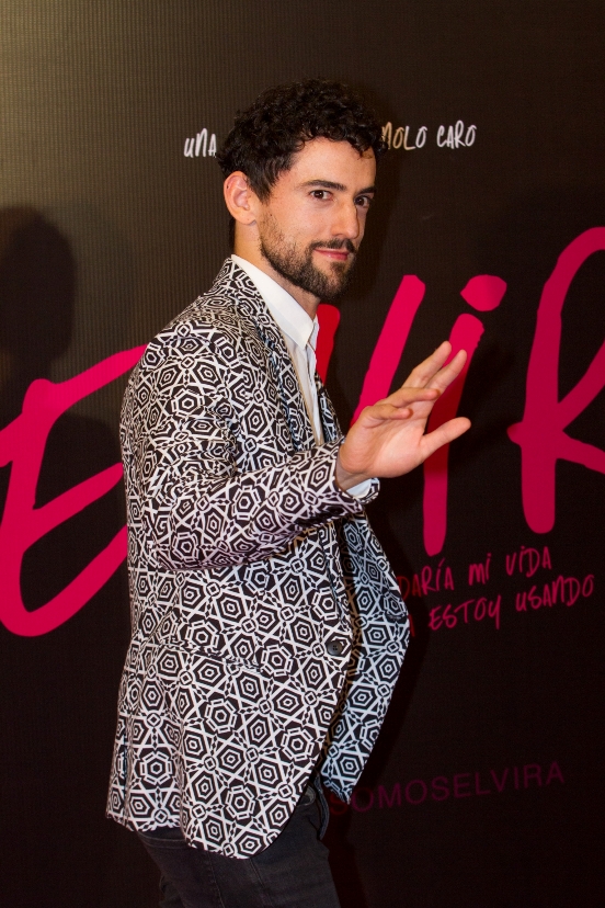 Luis Gerardo Méndez se alista para su próximo proyecto en teatro. 
