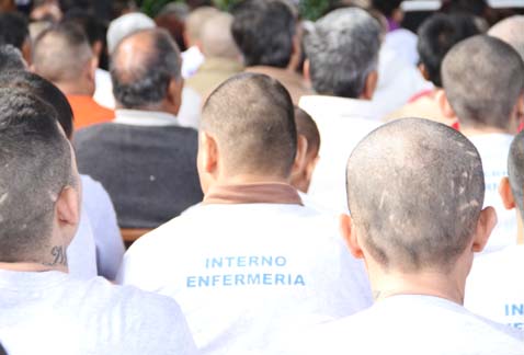 Los internos con problemas de salud mental sufren maltrato.