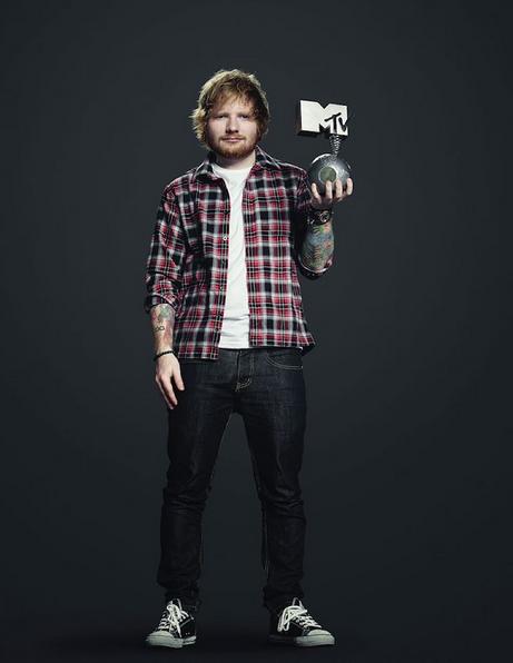 La imagen con que Ed Sheeran anunció la noticia. 