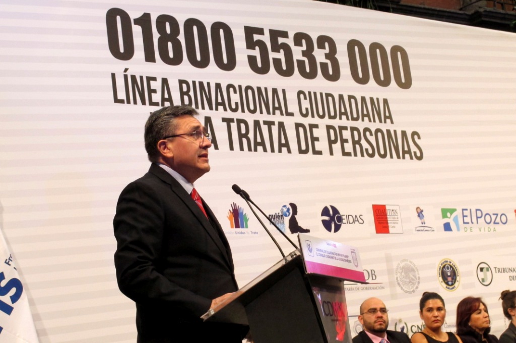 Luis Raúl González Pérez, titular de la CNDH.