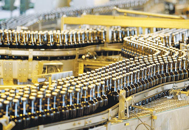 Anheuser-Busch InBev confirmó que busca adquirir a su rival SABMiller. 