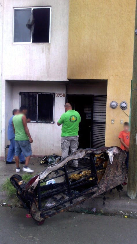 Incendio deja en la calle a una familia- Grupo Milenio