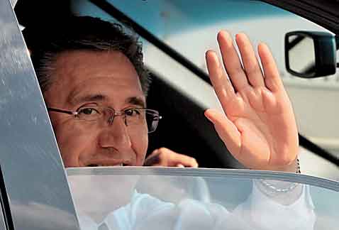 Luis Raúl González Pérez, titular de la comisión nacional