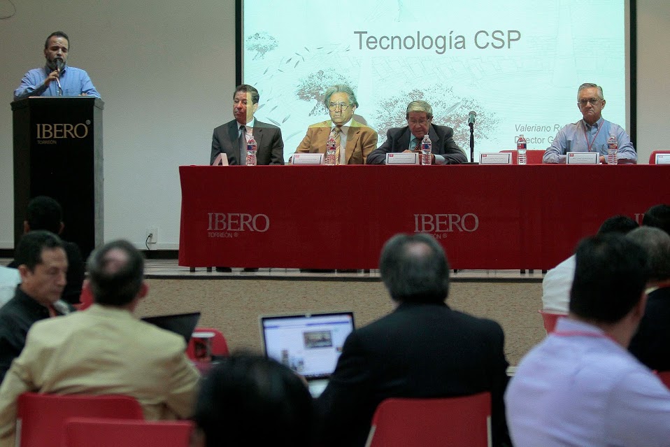 El Taller sobre energías renovables se lleva a cabo con el apoyo del CONACYT y COECyT Coahuila. 