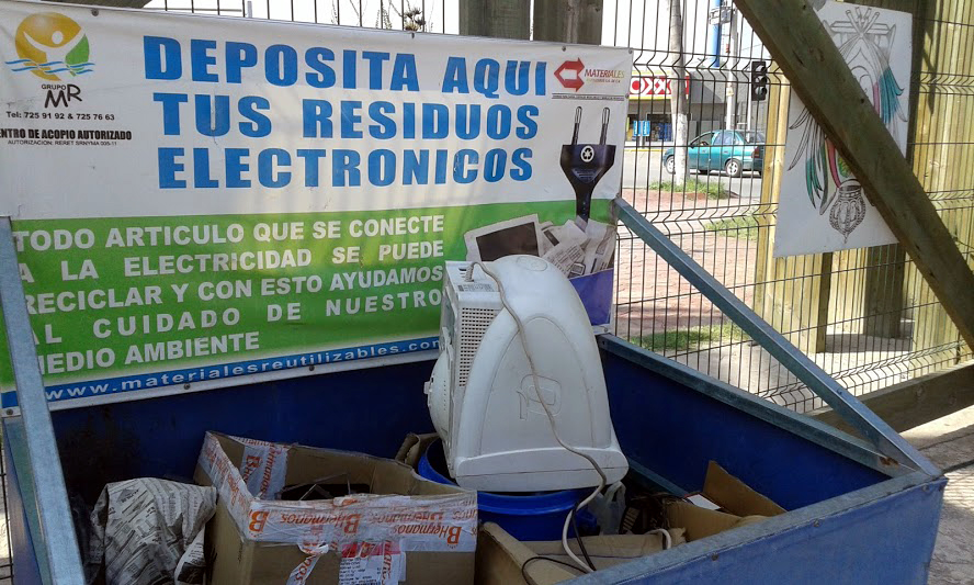 Pocos ciudadanos han ido a dejar sus teles a los centros de acopio.