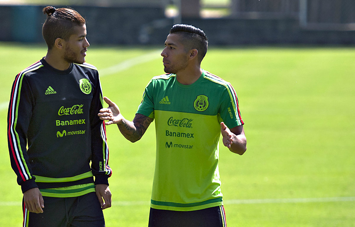 Jonathan dos Santos y Javier Aquino, jugadores del Tri 