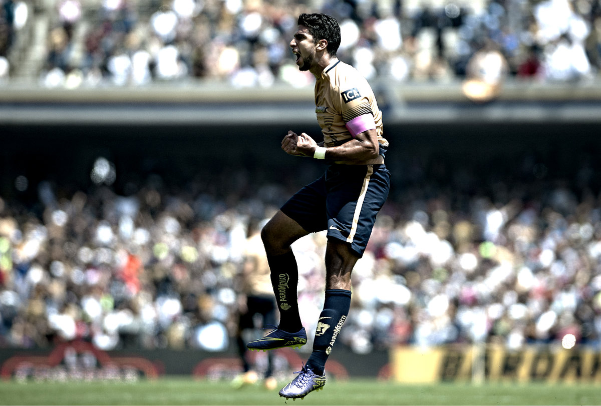 Eduardo Herrera, delantero de Pumas 
