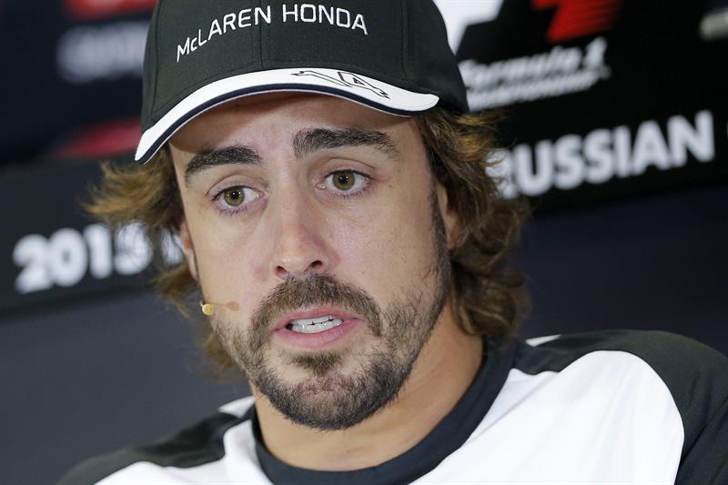 Fernando Alonso en rueda de prensa previo al Gran Premio de Sochi 