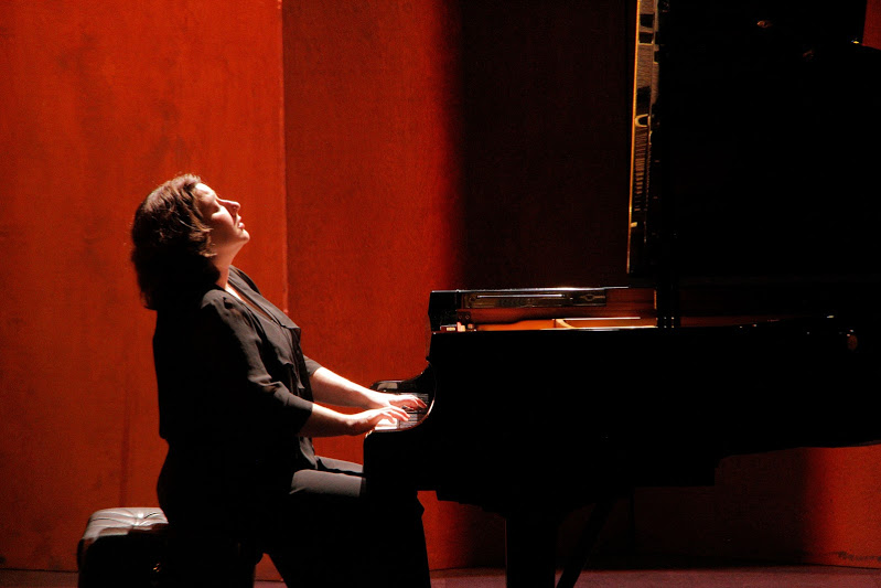 Sofya Gulyak se presentó en el festival del Teatro Isauro Martínez.