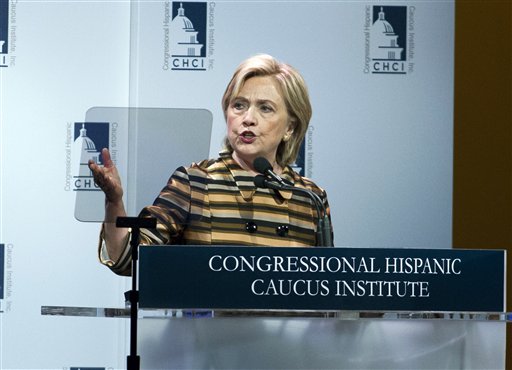 Hillary Clinton, durante su discurso en los premios anuales del Instituto del Caucus Hispano del Congreso (CHCI) , en Washington