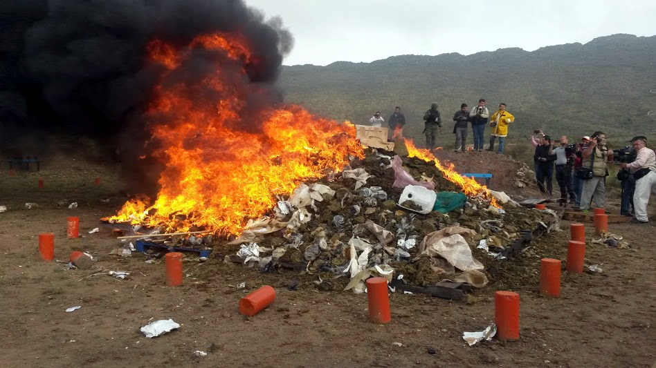 Dos toneladas 169 mil 375 kilogramos de mariguana y 69 gramos de cocaína fueron incinerados.