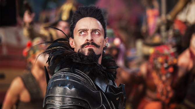Hugh Jackman interpreta a Barbanegra. 