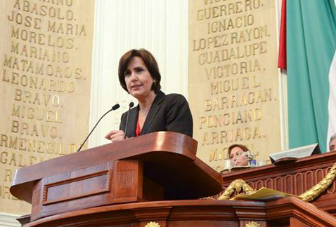 La secretaria de Gobierno del Distrito Federal, Patricia Mercado, dijo en la Asamblea Legislativa que el gobierno capitalino sigue cinco principios de