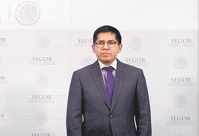 El subprocurador de Derechos Humanos, Prevención del Delito y Servicios a la Comunidad de la PGR. 