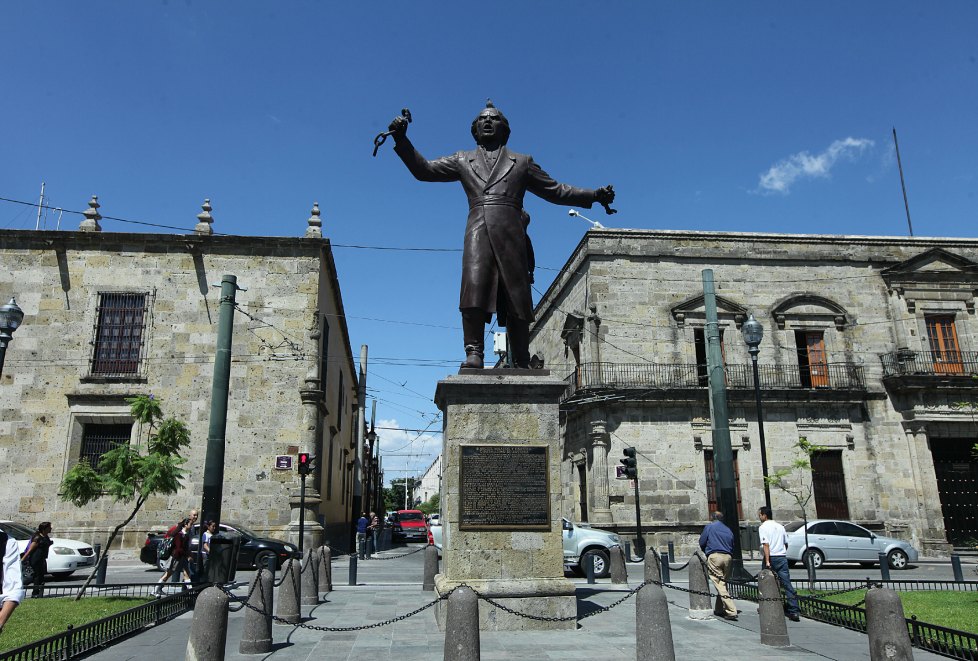 Obra de Miguel Miramontes destaca en Centro de Guadalajara