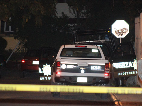 El triple homicidio ocurrió la noche del miércoles en la colonia Simón Bolivar. 