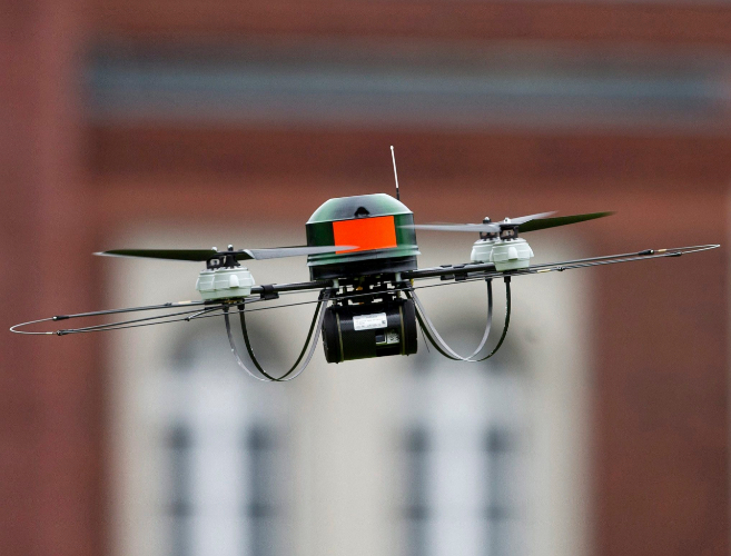 Un dron utilizado en tareas policiales, en una exposición en Berlín