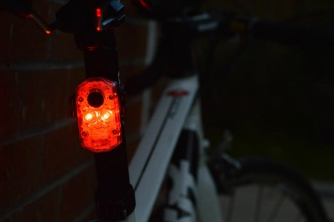 El reflector hace a tu bicicleta inteligente.