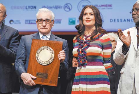 Al subir al escenario compartió algunas de sus vivencias en el cine.