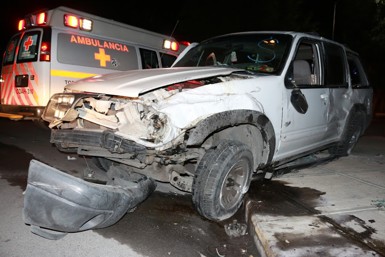 Accidente ocasionado por agente de la PGJE en Torreón. 