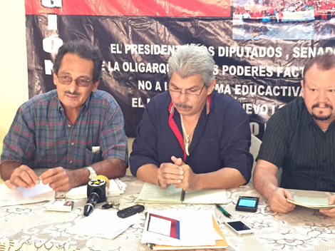 Agregaron que sigue pendiente el tema de contratos, ya que el gobierno actual prometió eliminarlos. 