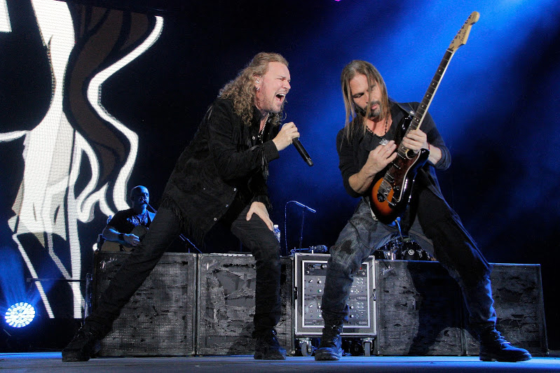 Maná se presentó en el Coliseo Centenario de Torreón.