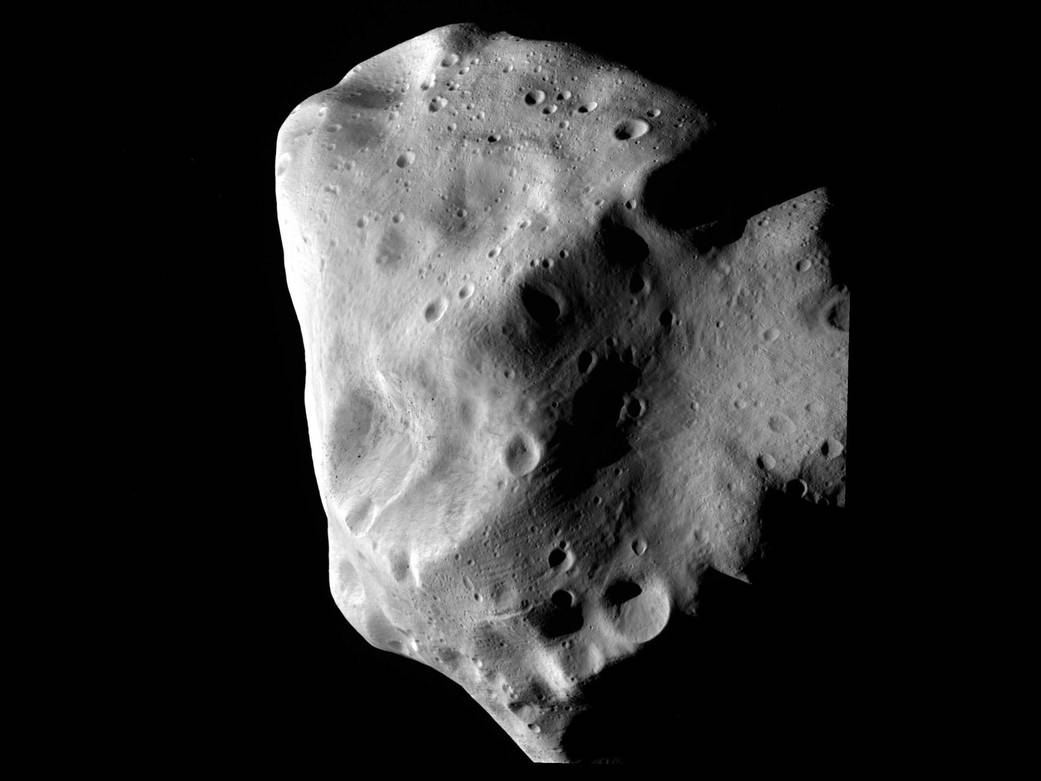 El asteroide rozará el planeta a las 09.00 horas el 31 de octubre.