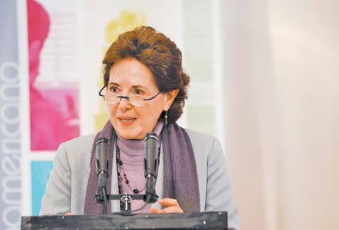 María Cristina García Cepeda durante la inauguración.
