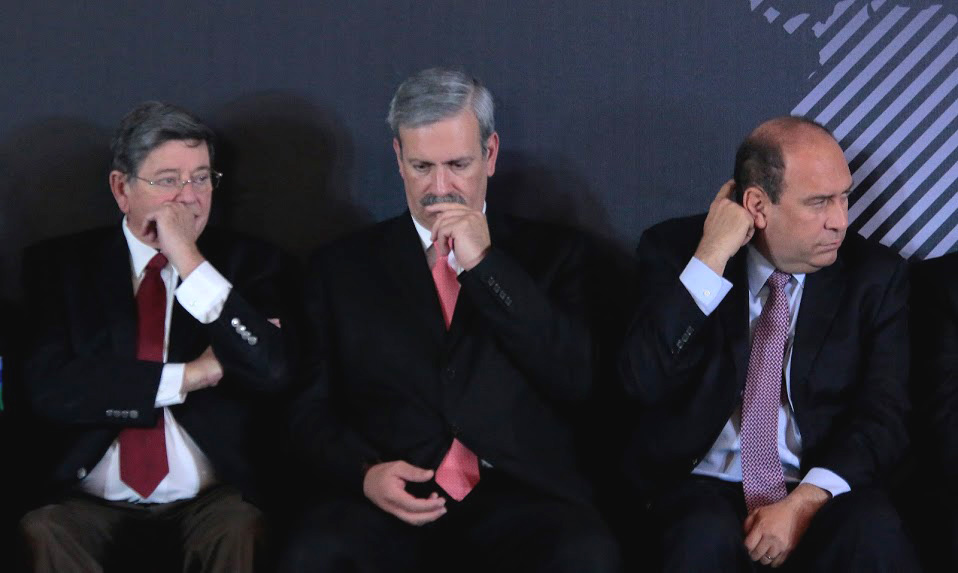 Moreira Valdez no opinó respecto a las personas que critican esos viajes y se limitó a decir que la entidad crece económicamente como nunca.