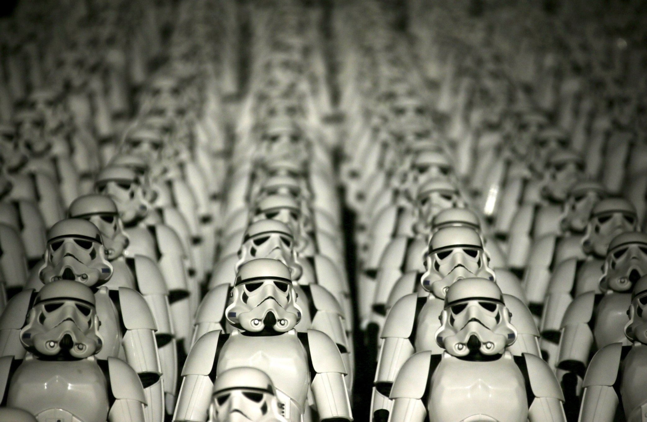 Los soldados, maniquíes de plástico con el característico color blanco nuclear, forman parte de las tropas a las ordenes de Darth Vader. 