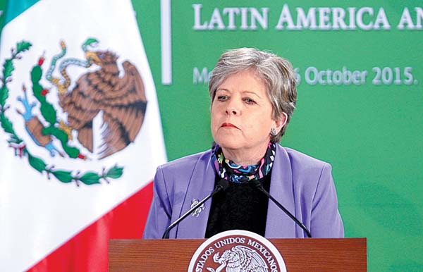 La titular de Cepal presentó el estudio sobre la crisis de comercio regional.