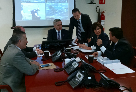 El jefe de Gobierno capitalino, Miguel Ángel Mancera, se reúne con integrantes de su gabinete de seguridad, luego de varios hechos violentos ocurridos