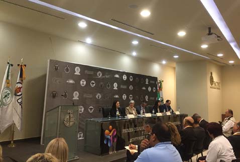 Expertos de varios países participan en el evento.