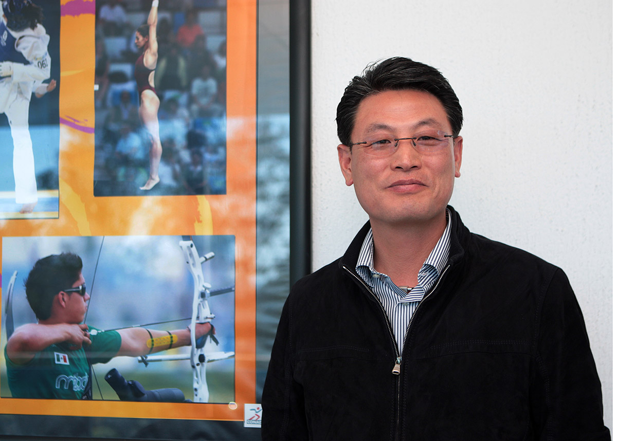 Lee Wong, entrenador coreano de tiro con arco, Lee Wong