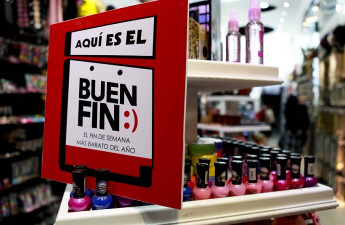 Comercios se alistan para el fin de semana más barato del año.