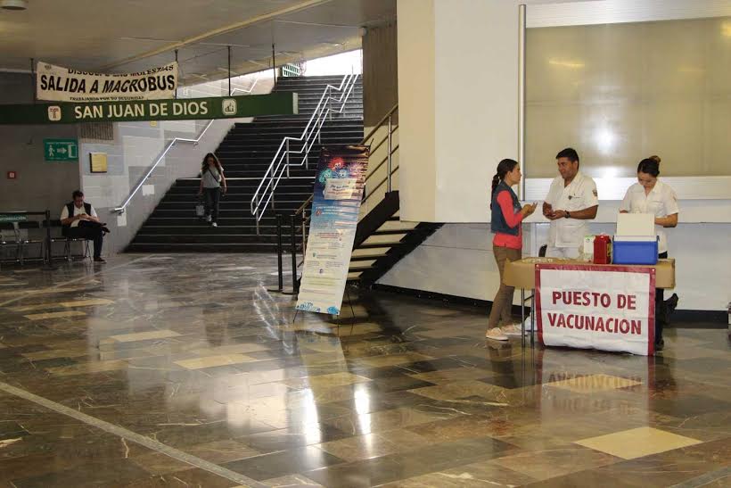 La campaña inició este día en algunas estaciones del Tren Ligero