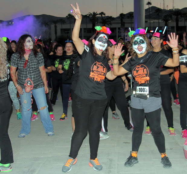 6 mil personas en el Retro Baile del Terror Hits 93.1 de Multimedios Laguna.