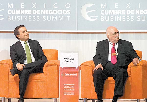 Ildefonso Guajardo participó en la 13 México Cumbre de Negocios.