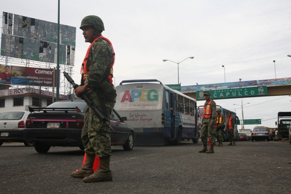 Fuerzas federales refuerzan el operativo de seguridad en Guerrero.